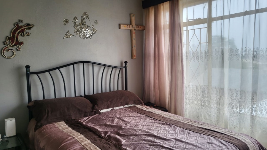 1 Bedroom Property for Sale in Witpoortjie Gauteng