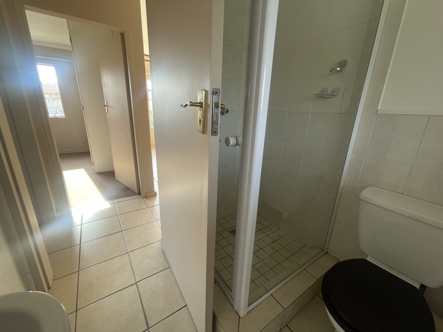 To Let 2 Bedroom Property for Rent in Queenswood Gauteng