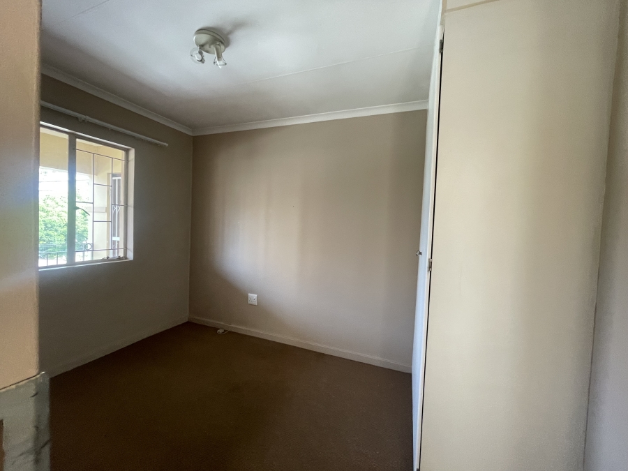 To Let 2 Bedroom Property for Rent in Queenswood Gauteng