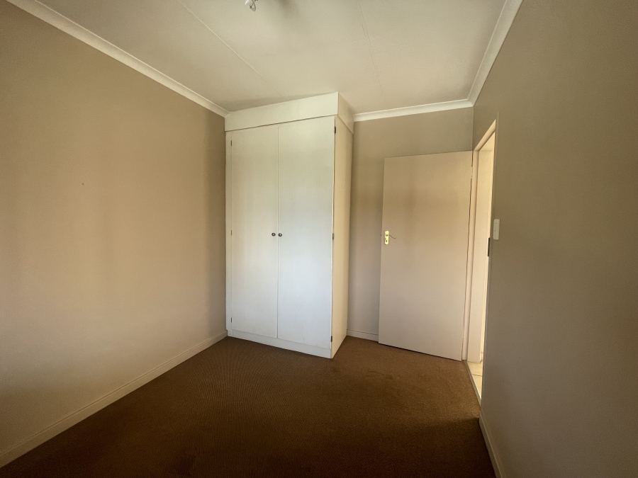 To Let 2 Bedroom Property for Rent in Queenswood Gauteng