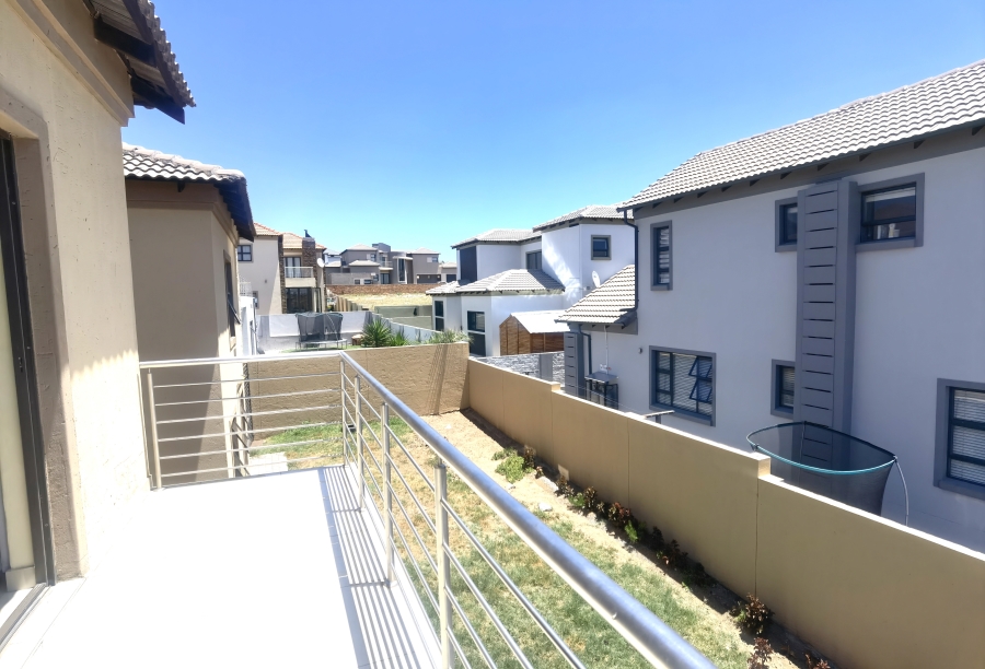 4 Bedroom Property for Sale in Blue Valley Golf Estate Gauteng