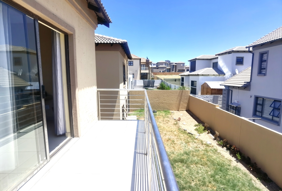 4 Bedroom Property for Sale in Blue Valley Golf Estate Gauteng