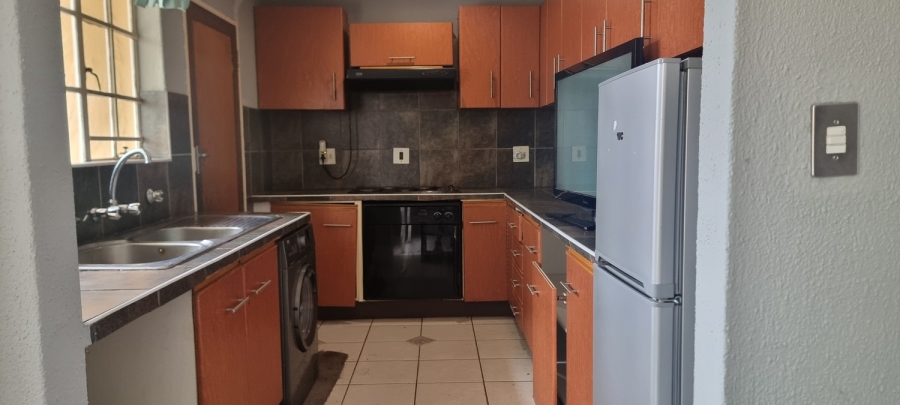 4 Bedroom Property for Sale in Bloubosrand Gauteng