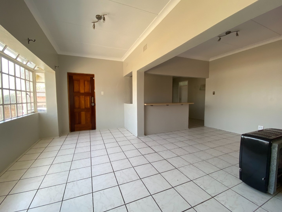 5 Bedroom Property for Sale in Horison Gauteng