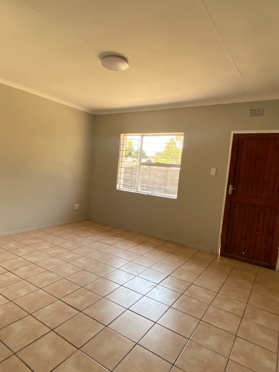 5 Bedroom Property for Sale in Horison Gauteng