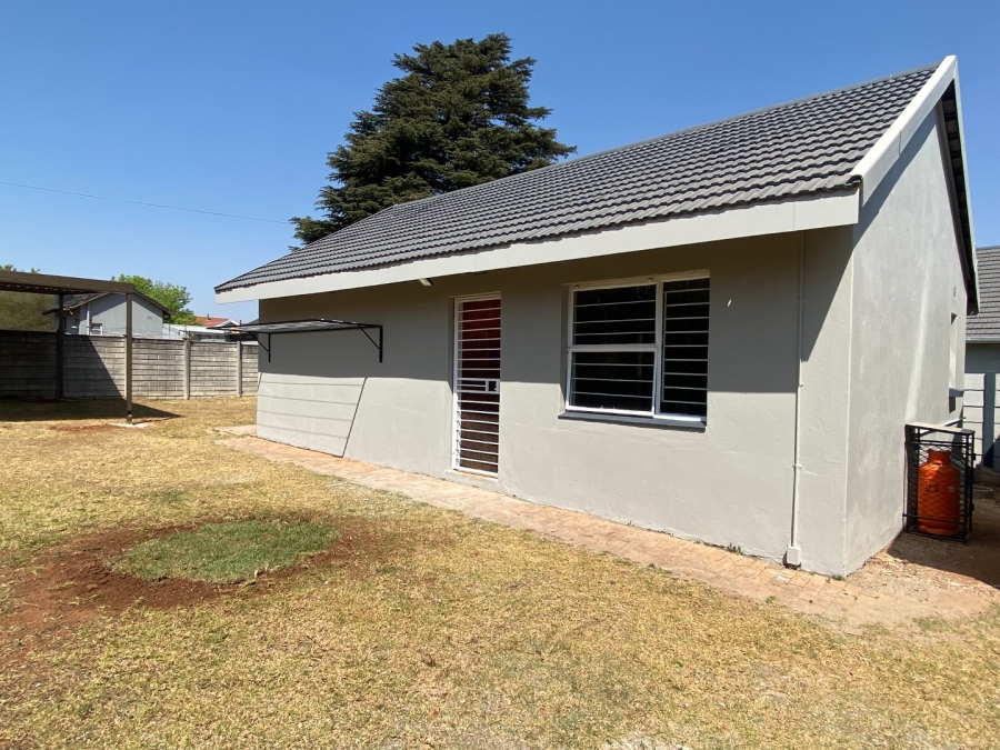 5 Bedroom Property for Sale in Horison Gauteng