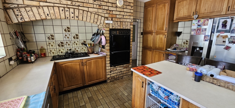 3 Bedroom Property for Sale in Three Rivers Proper Gauteng