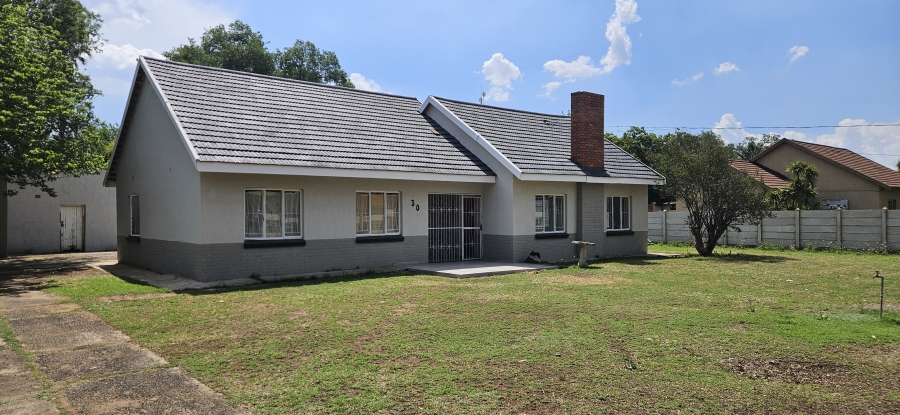 3 Bedroom Property for Sale in Three Rivers Gauteng