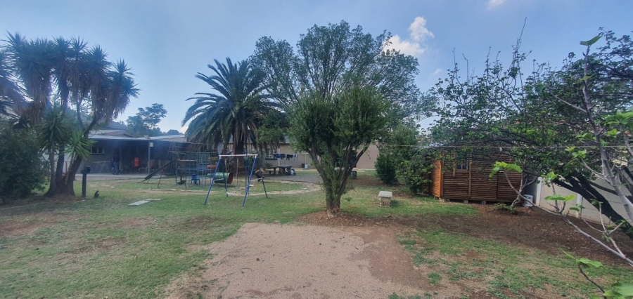 6 Bedroom Property for Sale in Lambton Gauteng