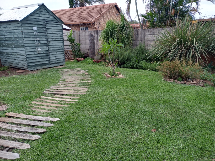 To Let 2 Bedroom Property for Rent in Doornpoort Gauteng