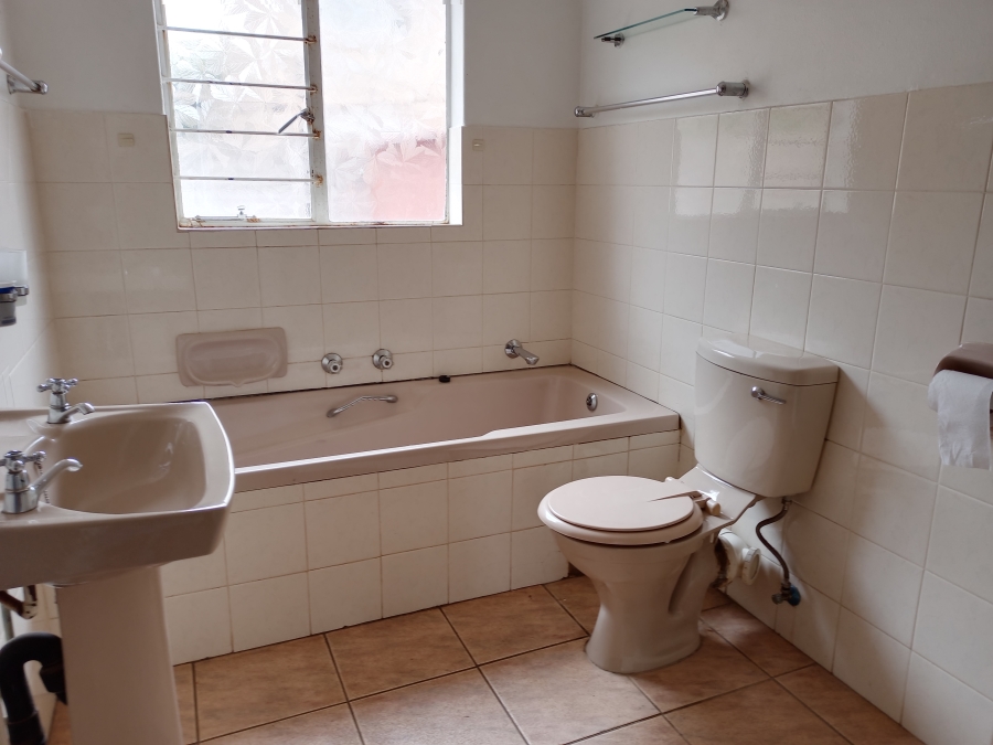 To Let 2 Bedroom Property for Rent in Doornpoort Gauteng