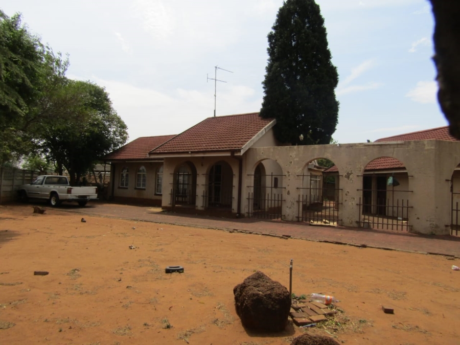 3 Bedroom Property for Sale in Sonland Park Gauteng