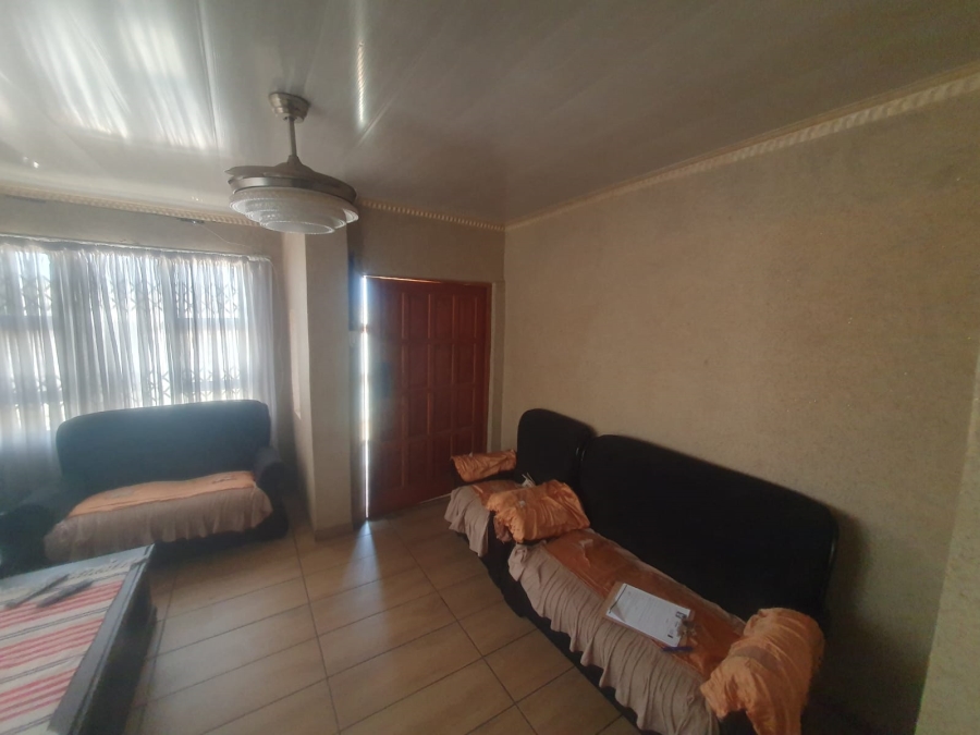 3 Bedroom Property for Sale in Meadowlands Gauteng