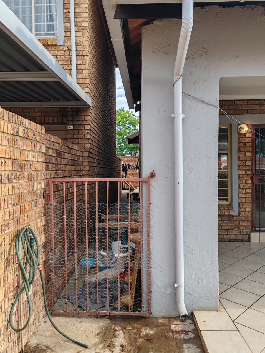 To Let 3 Bedroom Property for Rent in Celtisdal Gauteng