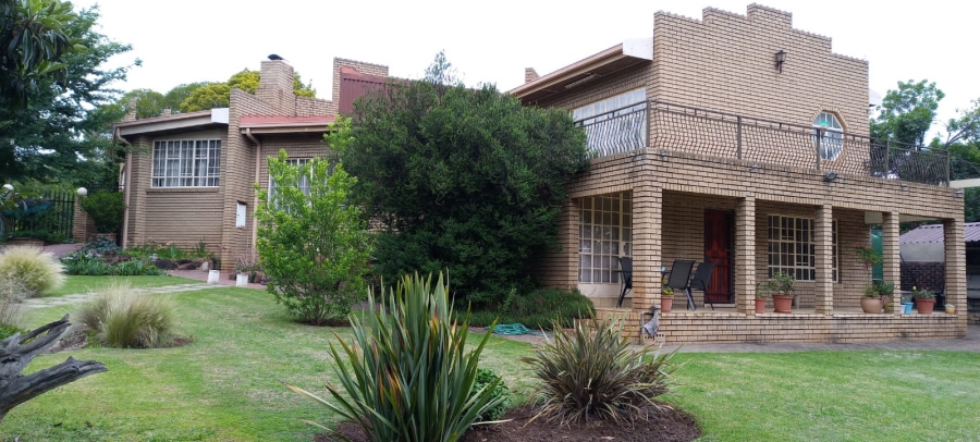 4 Bedroom Property for Sale in Three Rivers East Gauteng