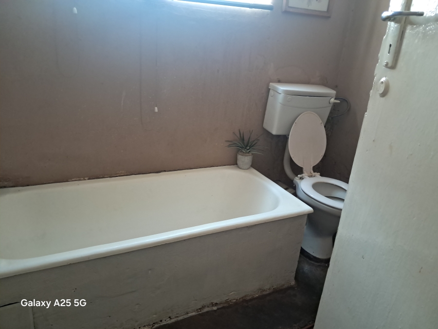 5 Bedroom Property for Sale in Mamelodi West Gauteng