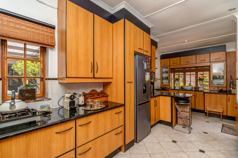 4 Bedroom Property for Sale in Atholl Gauteng