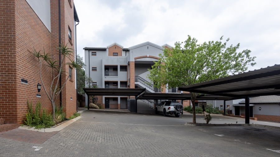 1 Bedroom Property for Sale in Bryanston Gauteng