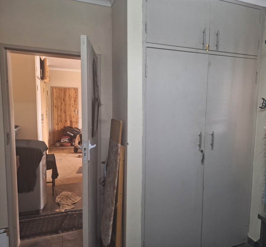 2 Bedroom Property for Sale in Meyerton Central Gauteng