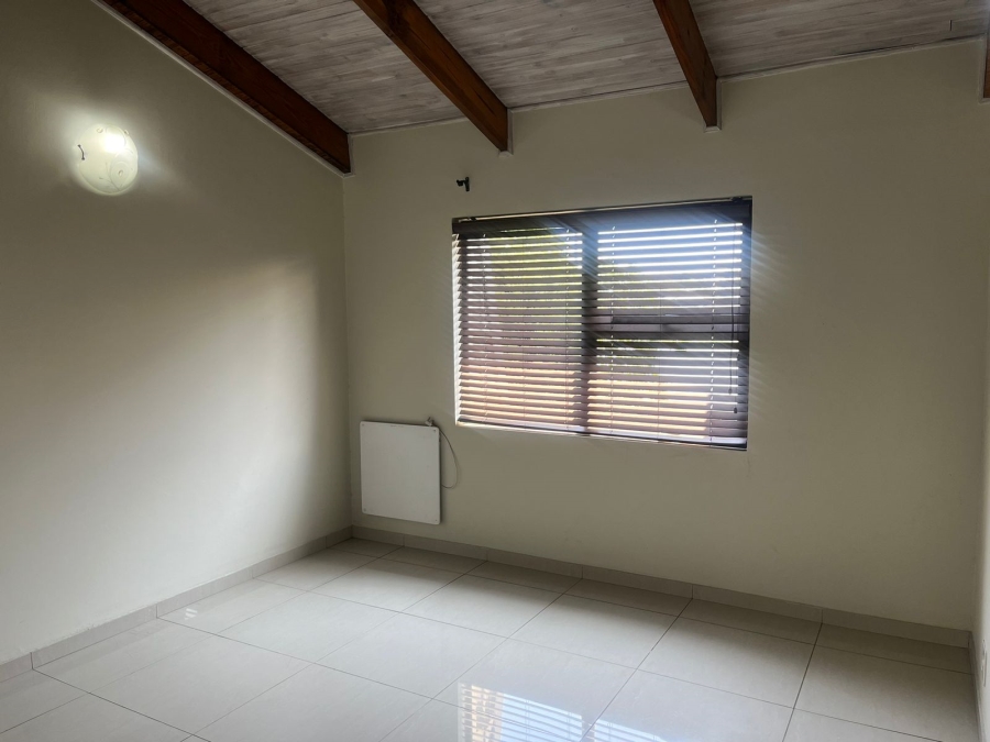 To Let 2 Bedroom Property for Rent in Petervale Gauteng