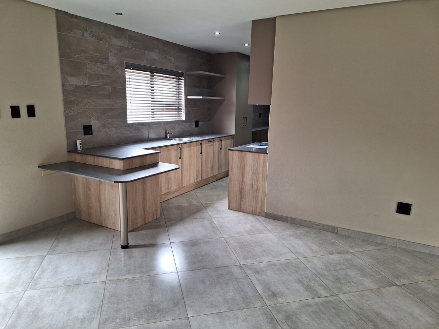 3 Bedroom Property for Sale in Meyerton Central Gauteng