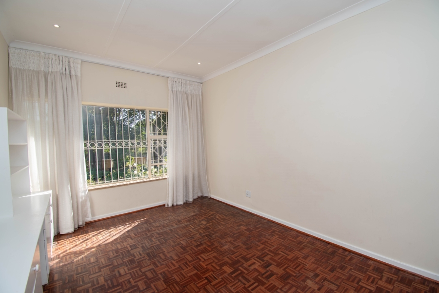 To Let 4 Bedroom Property for Rent in Pierneef Park Gauteng