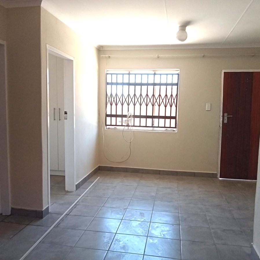 3 Bedroom Property for Sale in Windmill Park Gauteng