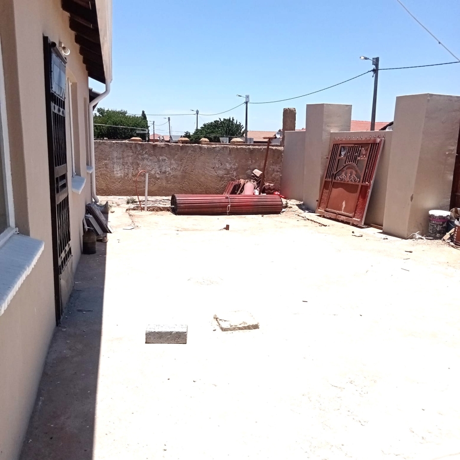 3 Bedroom Property for Sale in Windmill Park Gauteng