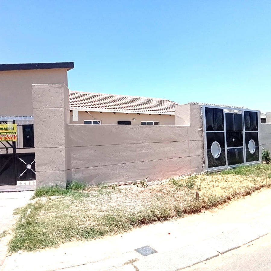 3 Bedroom Property for Sale in Windmill Park Gauteng