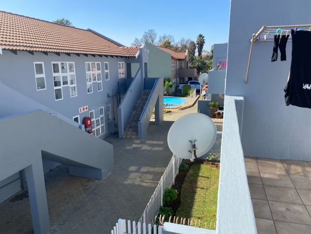 2 Bedroom Property for Sale in New Redruth Gauteng