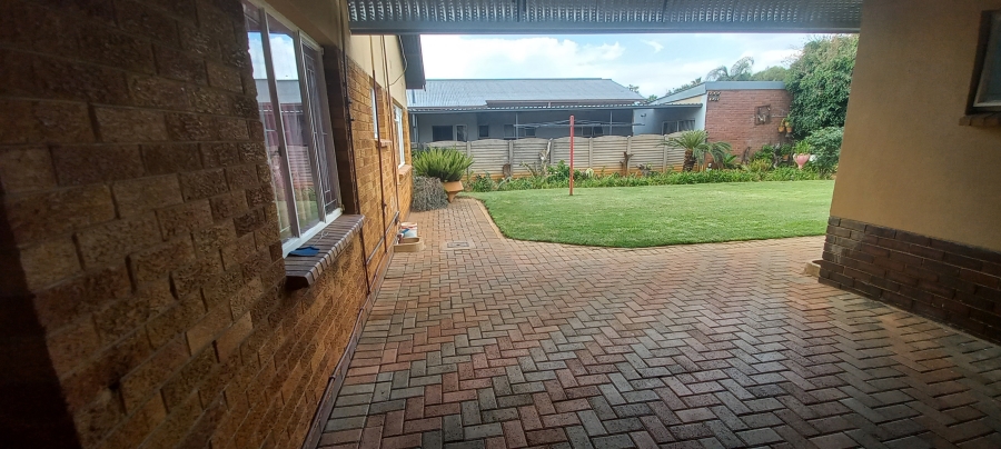 3 Bedroom Property for Sale in Villieria Gauteng