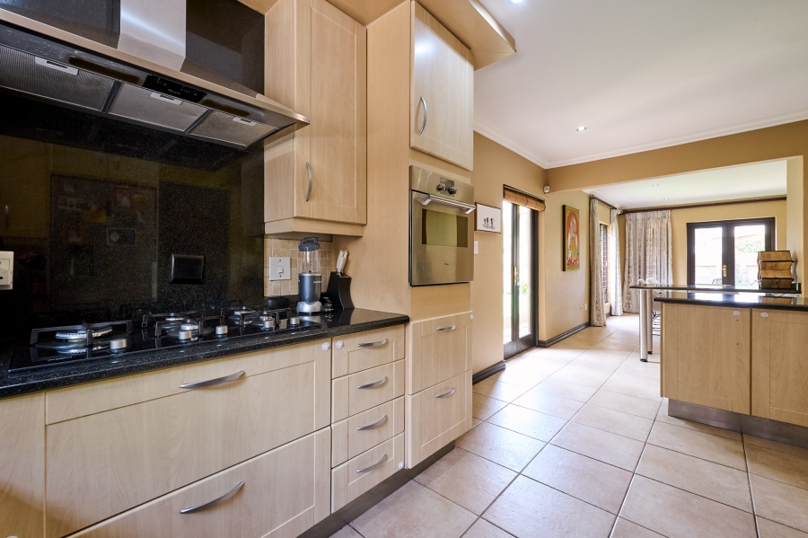 4 Bedroom Property for Sale in Sunninghill Gauteng