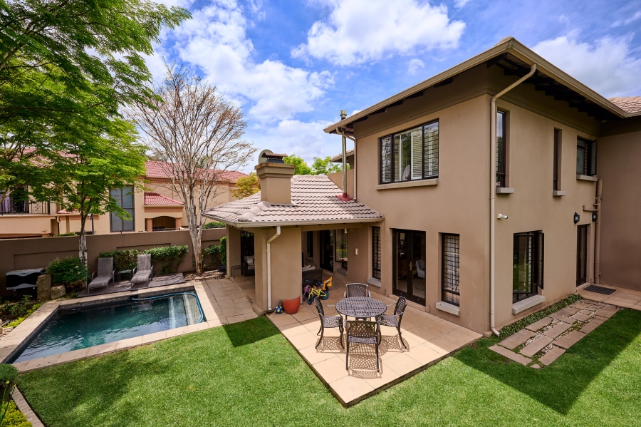 4 Bedroom Property for Sale in Sunninghill Gauteng