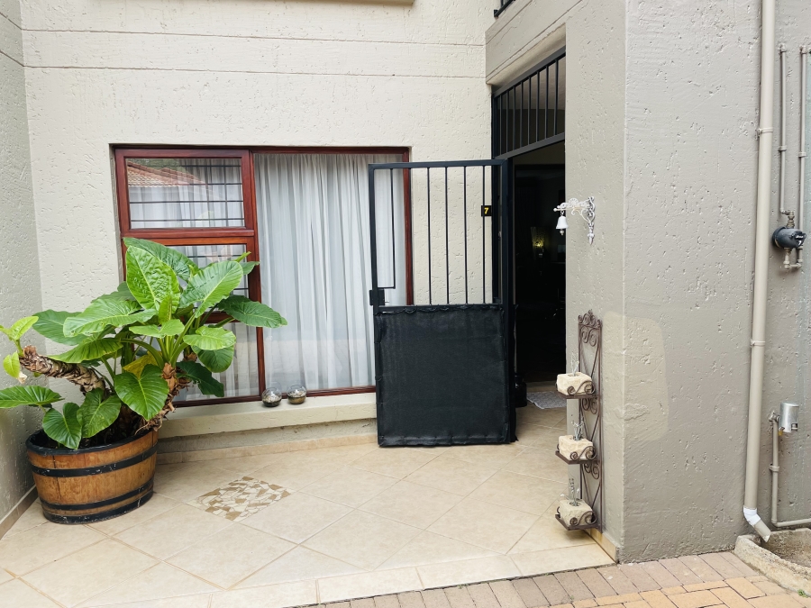 3 Bedroom Property for Sale in Noordheuwel Gauteng