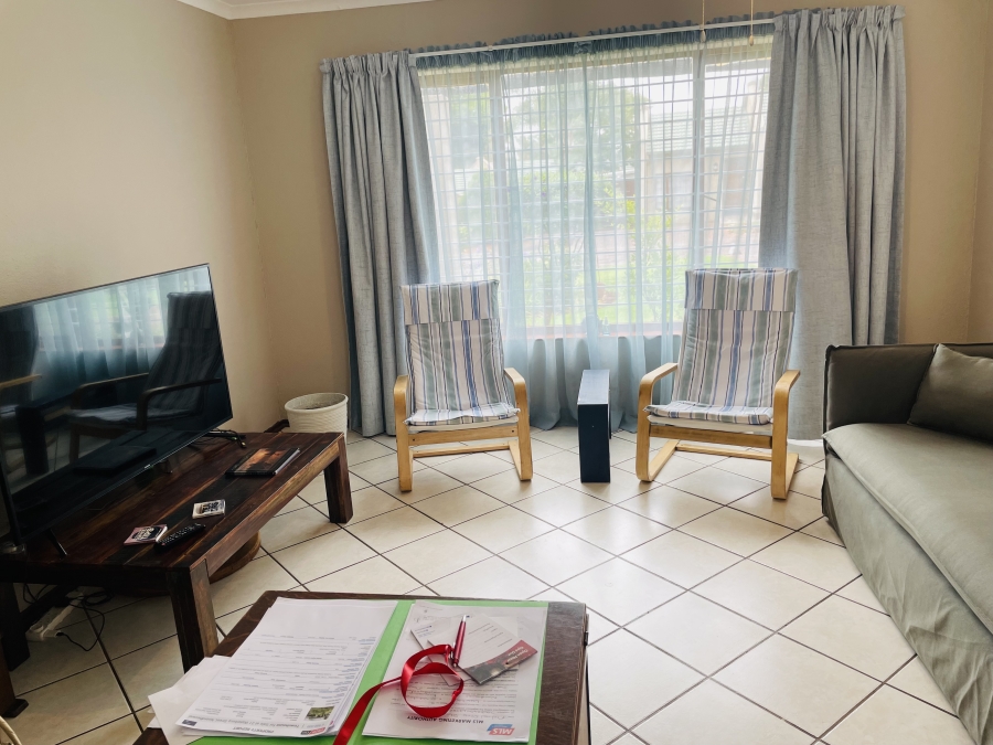 2 Bedroom Property for Sale in Noordheuwel Gauteng