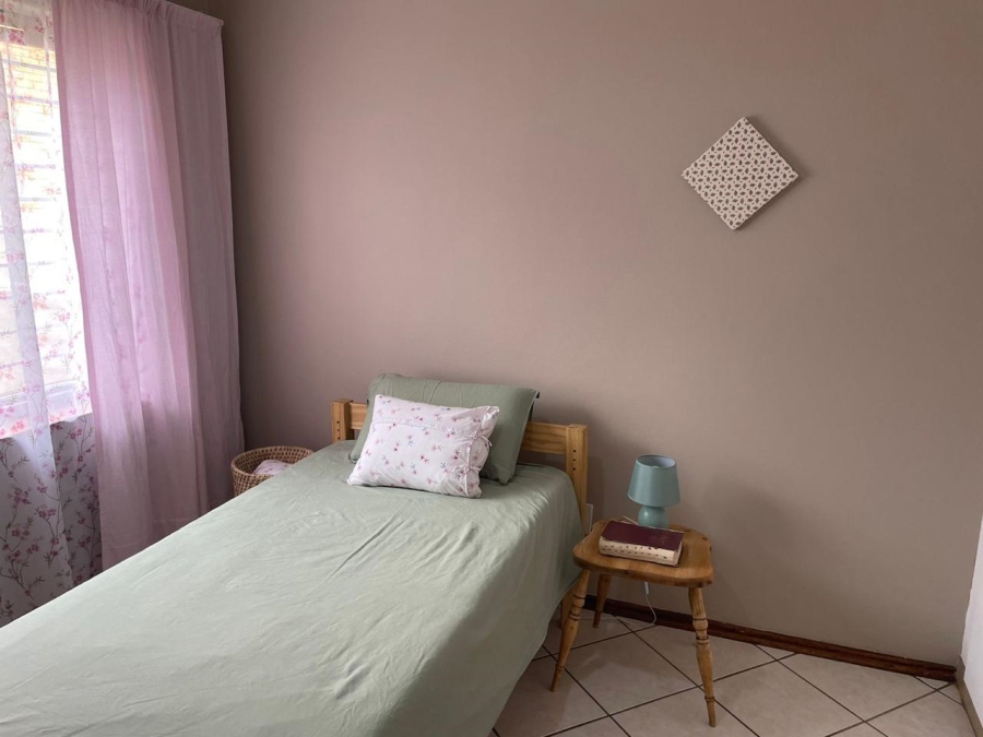 2 Bedroom Property for Sale in Noordheuwel Gauteng