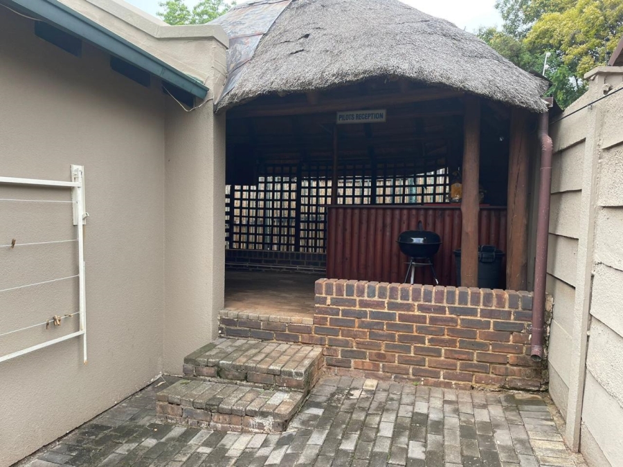 2 Bedroom Property for Sale in Noordheuwel Gauteng