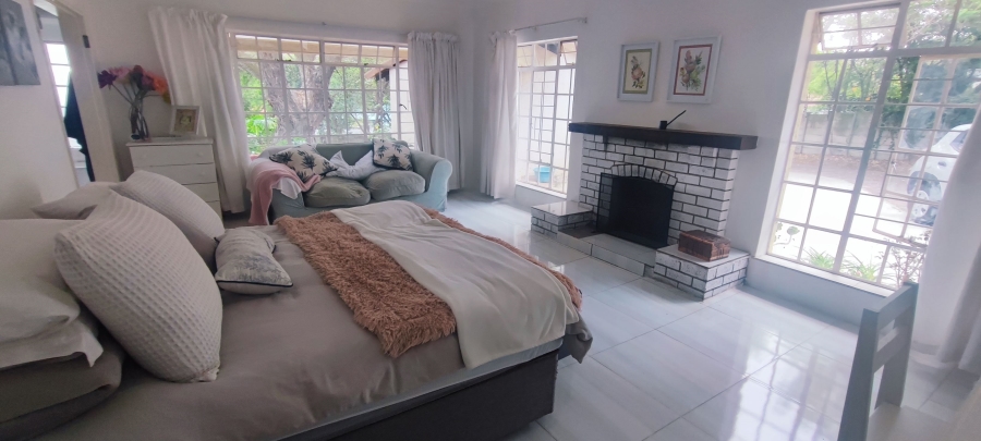 To Let 8 Bedroom Property for Rent in Ferndale Gauteng