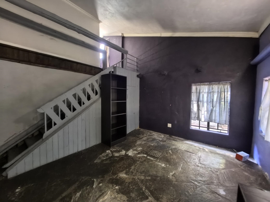 To Let 4 Bedroom Property for Rent in Waverley Gauteng