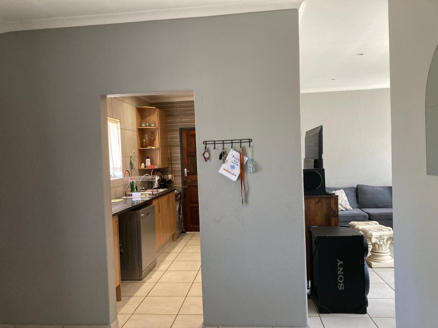 3 Bedroom Property for Sale in Mayberry Park Gauteng