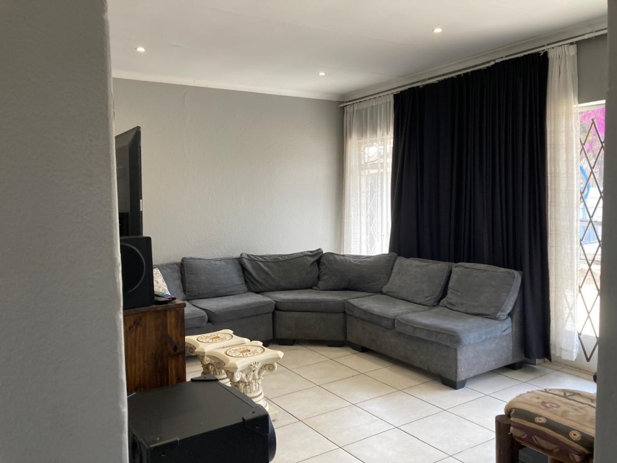 3 Bedroom Property for Sale in Mayberry Park Gauteng