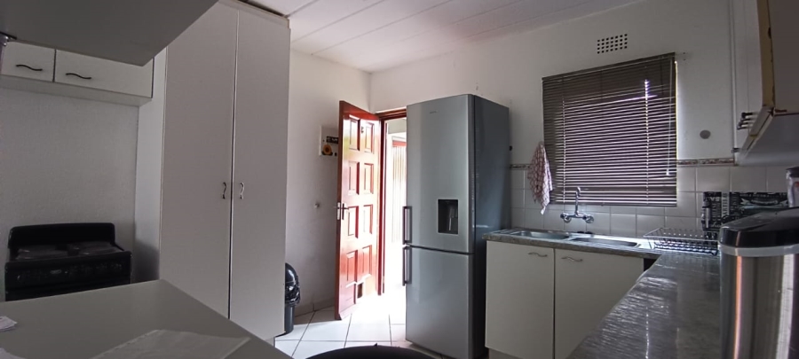 3 Bedroom Property for Sale in Verwoerdpark Gauteng