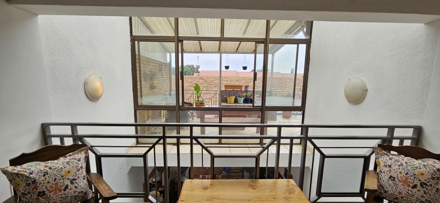 3 Bedroom Property for Sale in New Redruth Gauteng