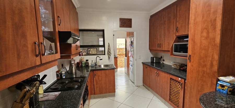 3 Bedroom Property for Sale in New Market Gauteng