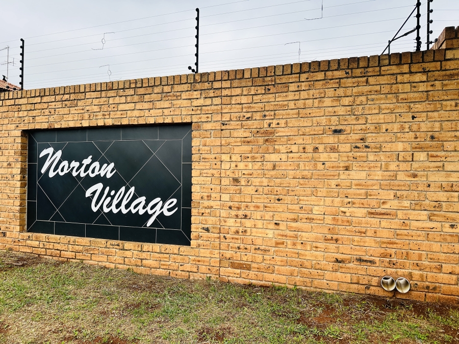 2 Bedroom Property for Sale in Albemarle Gauteng