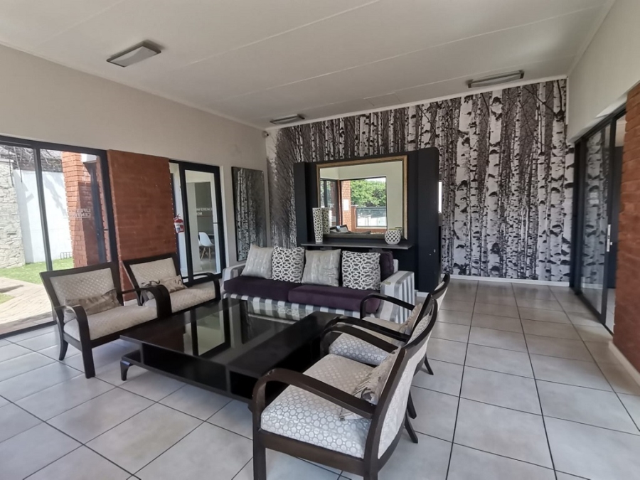 3 Bedroom Property for Sale in Oakdene Gauteng