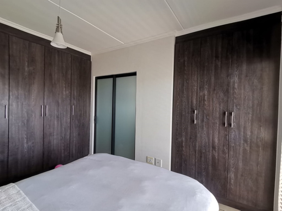 3 Bedroom Property for Sale in Oakdene Gauteng