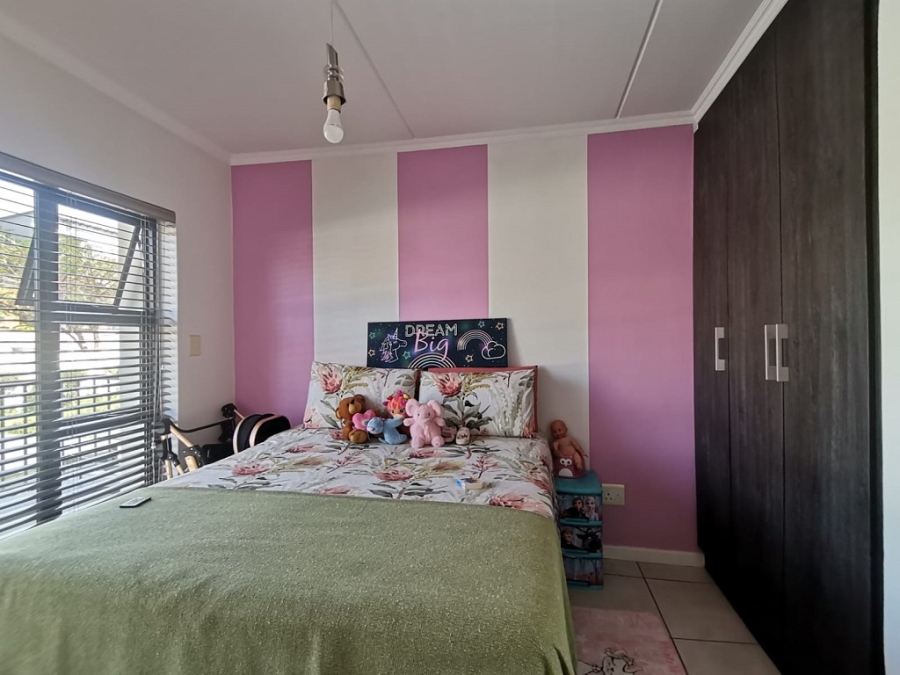 3 Bedroom Property for Sale in Oakdene Gauteng