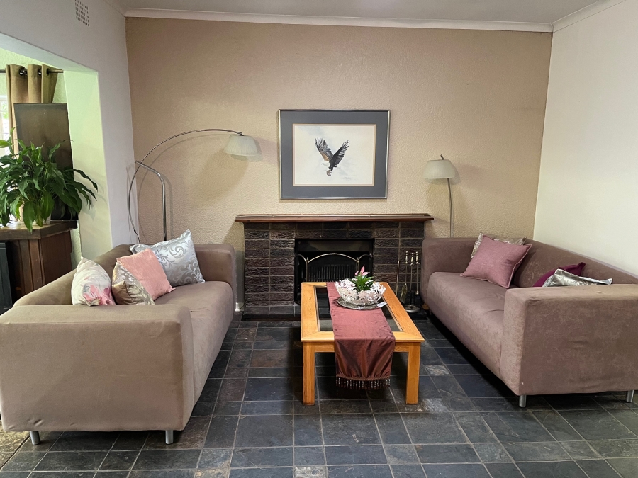 3 Bedroom Property for Sale in Buurendal Gauteng