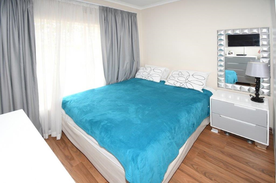 3 Bedroom Property for Sale in Marais Steyn Park Gauteng